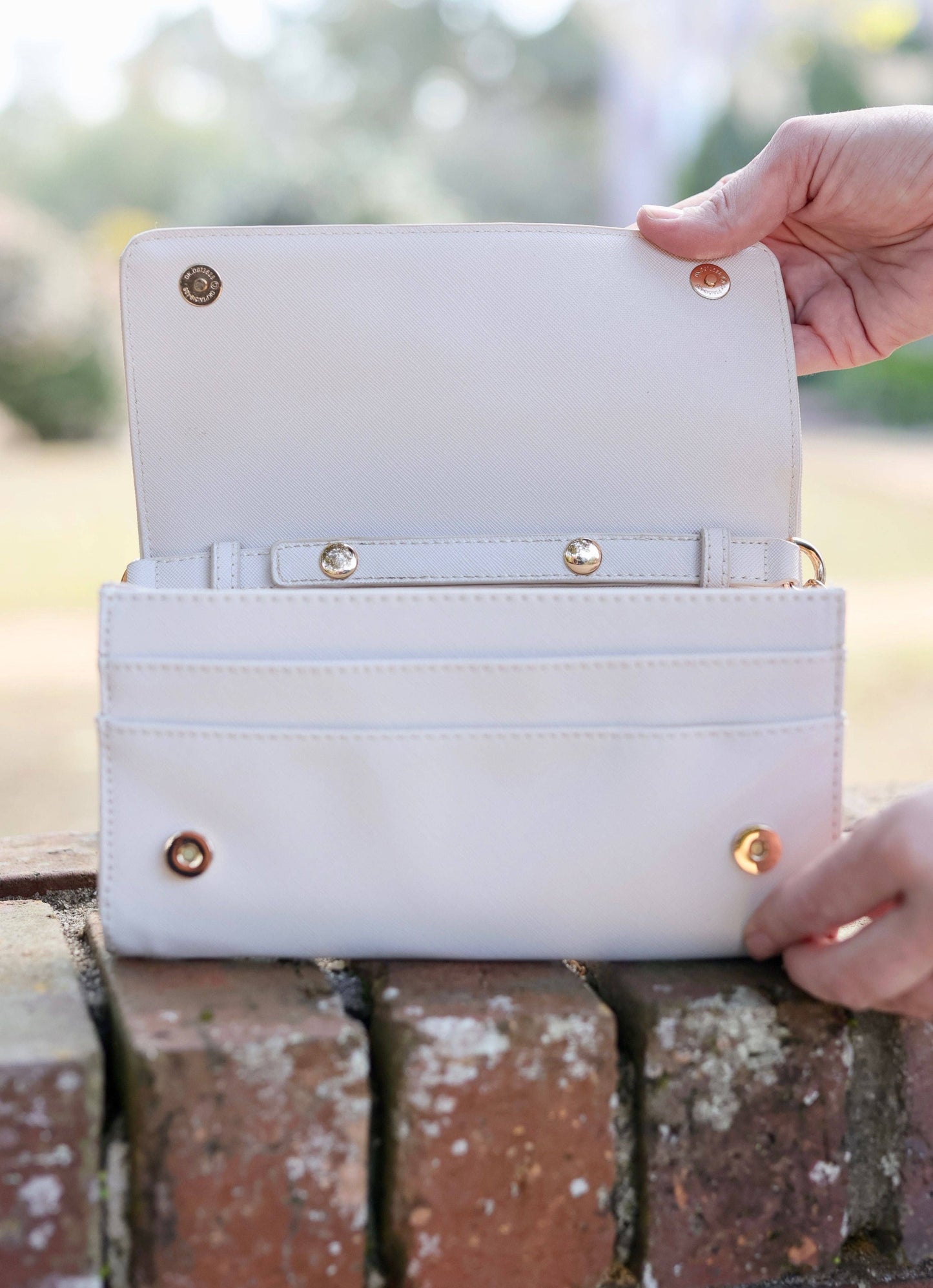Caroline Hill - Wren Wallet Crossbody CREAM
