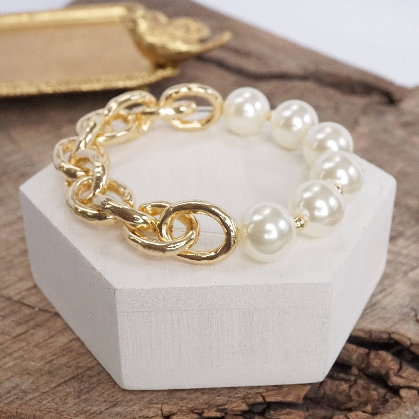 Chunky Chain and pearls beads bracelet Gold tone