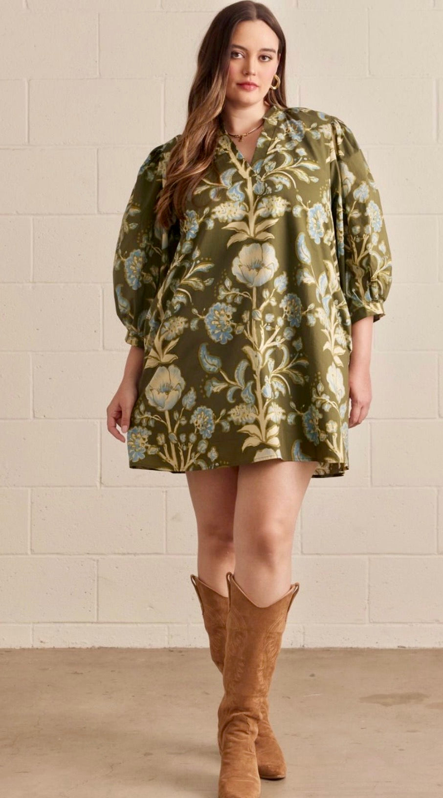 Lainey Dress (Curvy)