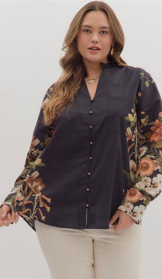 Floral statement shirt (plus sizes)